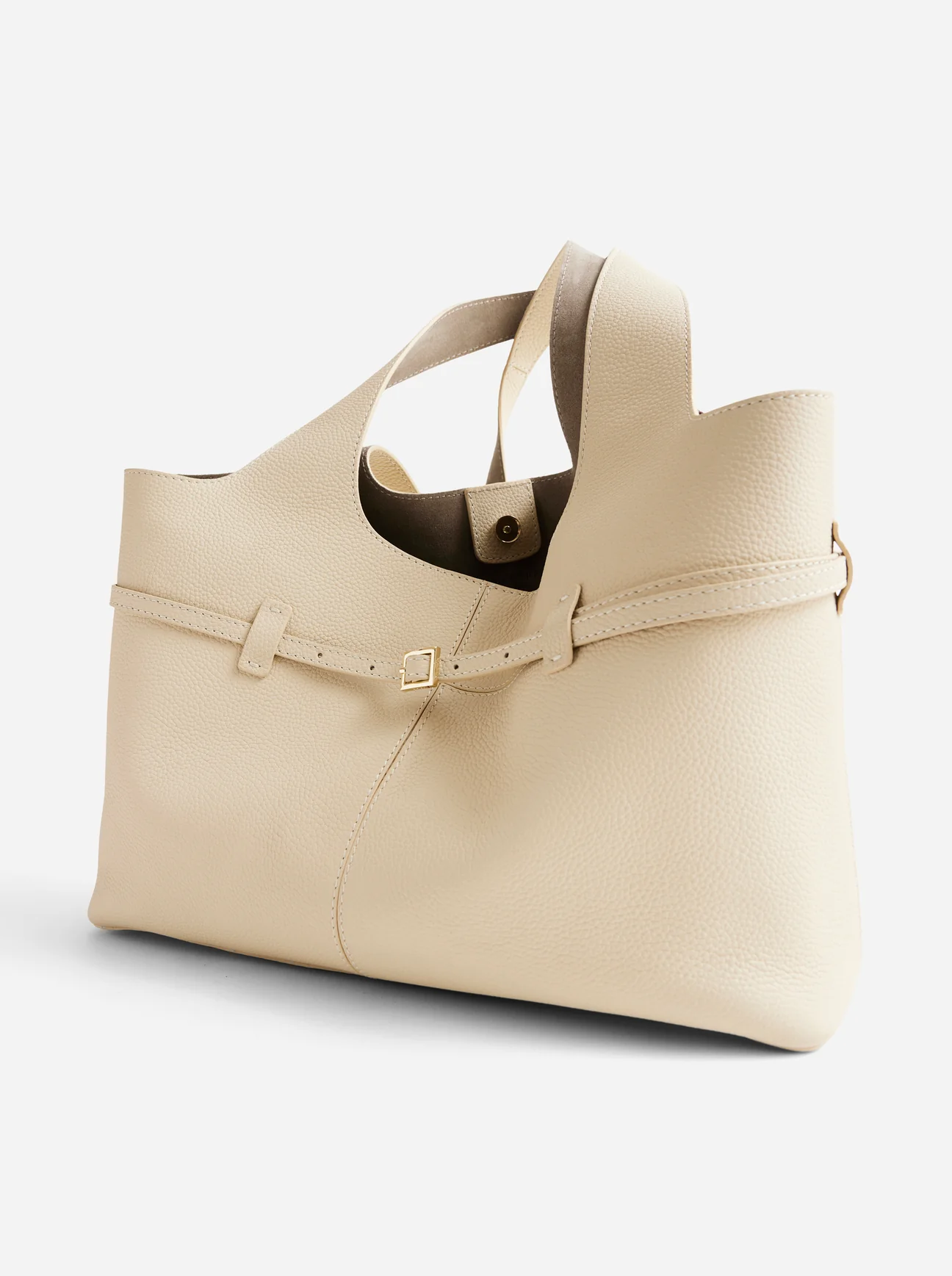 Elevated Contemporary Luxury Awaits